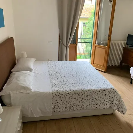 House Of Nila & Lida アパート ピサ